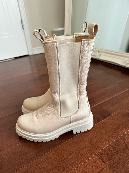L'INTERVALLE Shoes - L’Intervalle cream long Chelsea boots